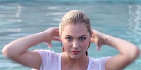 kate upton boobs|Watch: Kate Uptons Boobs Popped Out on a Roller Coaster and。